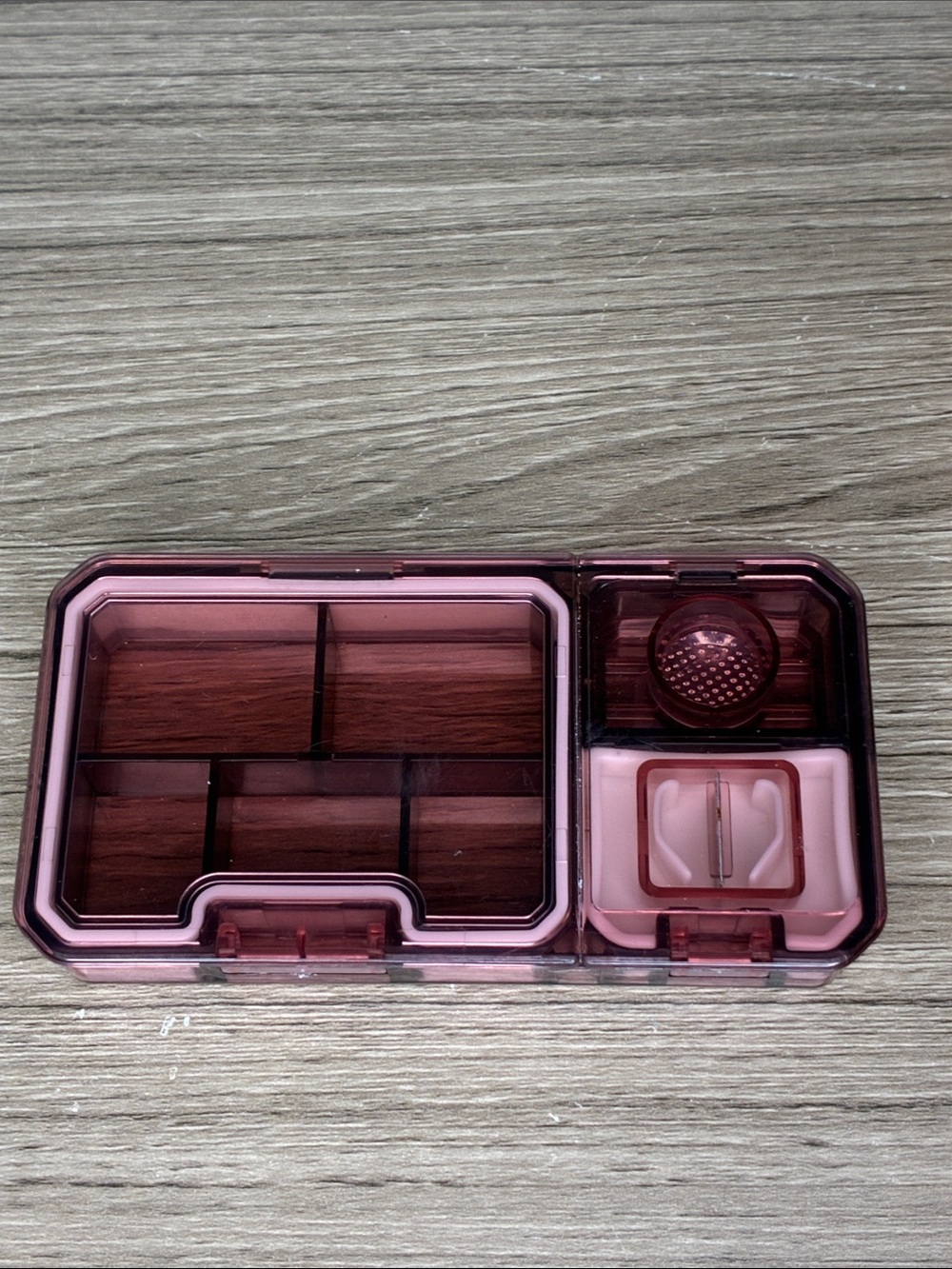 🐼 3/$25 NWT Purple Portable Pill Organizer and Pill cutter
